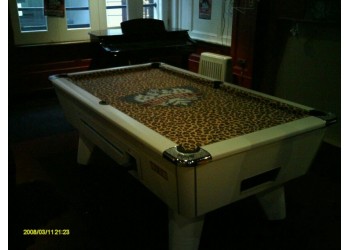 White Winner Leopard Cloth